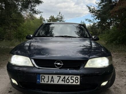 Синій Опель Вектра, об'ємом двигуна 2.2 л та пробігом 320 тис. км за 1500 $, фото 1 на Automoto.ua