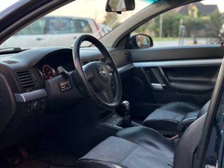 Синій Опель Вектра, об'ємом двигуна 2.2 л та пробігом 0 тис. км за 2650 $, фото 1 на Automoto.ua