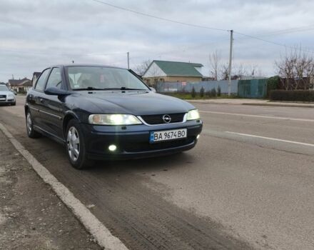 Синий Опель Вектра, объемом двигателя 1.6 л и пробегом 320 тыс. км за 2979 $, фото 1 на Automoto.ua