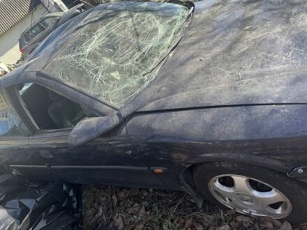 Синій Опель Вектра, об'ємом двигуна 1.6 л та пробігом 203 тис. км за 800 $, фото 1 на Automoto.ua