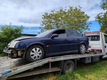 Опель Вектра 2003 в Белой Церкве на Automoto.ua Синий Опель Вектра, объемом двигателя 2 л и пробегом 300 тыс. км за 1650 $, фото 1 на Automoto.ua