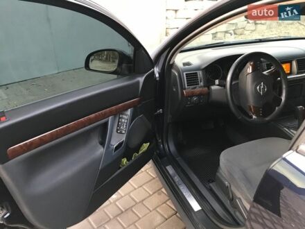 Синій Опель Вектра, об'ємом двигуна 2.2 л та пробігом 260 тис. км за 5500 $, фото 1 на Automoto.ua