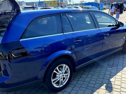 Опель Вектра 2006 у Чернівцях на Automoto.ua Синій Опель Вектра, об'ємом двигуна 19 л та пробігом 315 тис. км за 5200 $, фото 1 на Automoto.ua