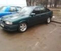 Зелений Опель Вектра, об'ємом двигуна 2 л та пробігом 300 тис. км за 3400 $, фото 1 на Automoto.ua