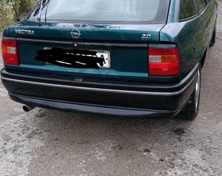 Зелений Опель Вектра, об'ємом двигуна 2 л та пробігом 307 тис. км за 1250 $, фото 4 на Automoto.ua