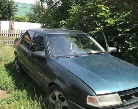 Зеленый Опель Вектра, объемом двигателя 1.6 л и пробегом 356 тыс. км за 750 $, фото 1 на Automoto.ua