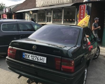Зеленый Опель Вектра, объемом двигателя 1.6 л и пробегом 356 тыс. км за 750 $, фото 2 на Automoto.ua