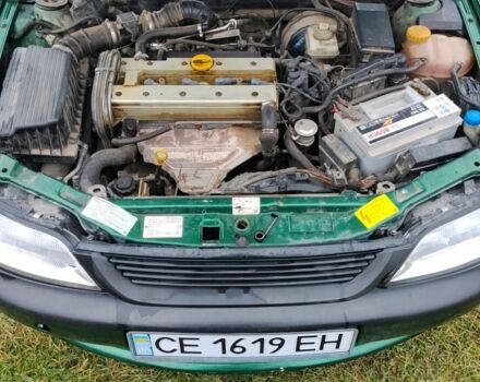 Зеленый Опель Вектра, объемом двигателя 2 л и пробегом 340 тыс. км за 2000 $, фото 12 на Automoto.ua