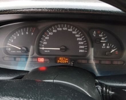 Зеленый Опель Вектра, объемом двигателя 2 л и пробегом 340 тыс. км за 2000 $, фото 11 на Automoto.ua