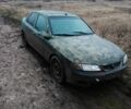 Зеленый Опель Вектра, объемом двигателя 1.8 л и пробегом 169 тыс. км за 400 $, фото 1 на Automoto.ua