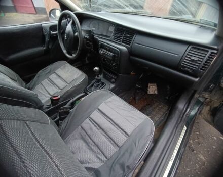 Зеленый Опель Вектра, объемом двигателя 0 л и пробегом 280 тыс. км за 1500 $, фото 6 на Automoto.ua