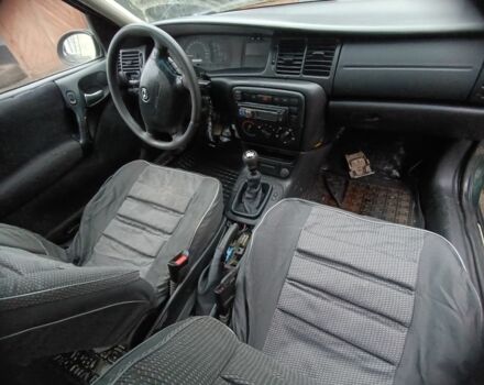 Зеленый Опель Вектра, объемом двигателя 0 л и пробегом 280 тыс. км за 1500 $, фото 5 на Automoto.ua