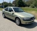 Зеленый Опель Вектра, объемом двигателя 1.6 л и пробегом 448 тыс. км за 1400 $, фото 1 на Automoto.ua