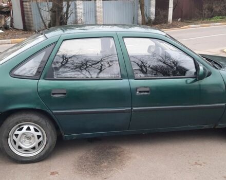 Зеленый Опель Вектра, объемом двигателя 2 л и пробегом 265 тыс. км за 1400 $, фото 5 на Automoto.ua