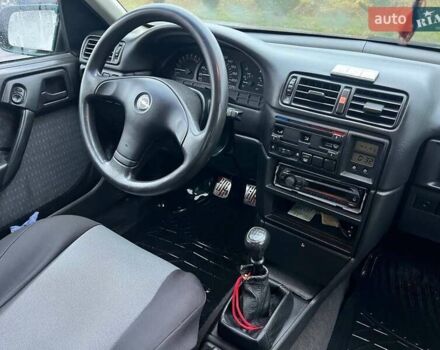 Зелений Опель Вектра, об'ємом двигуна 2 л та пробігом 221 тис. км за 2600 $, фото 12 на Automoto.ua