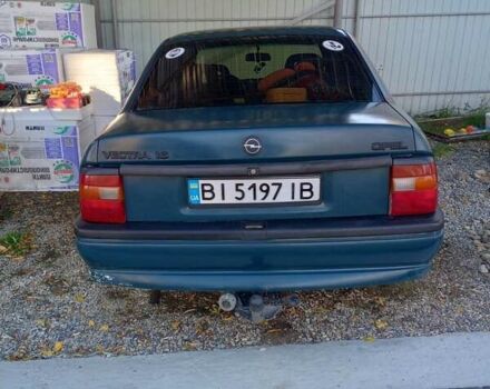 Зеленый Опель Вектра, объемом двигателя 1.6 л и пробегом 412 тыс. км за 1800 $, фото 2 на Automoto.ua