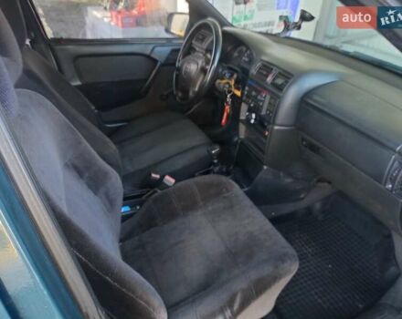 Зеленый Опель Вектра, объемом двигателя 1.6 л и пробегом 412 тыс. км за 1800 $, фото 4 на Automoto.ua