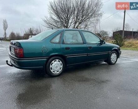 Зелений Опель Вектра, об'ємом двигуна 2 л та пробігом 221 тис. км за 2600 $, фото 7 на Automoto.ua