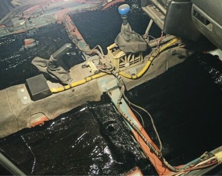 Зеленый Опель Вектра, объемом двигателя 1.8 л и пробегом 350 тыс. км за 1900 $, фото 6 на Automoto.ua