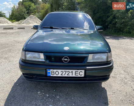 Зеленый Опель Вектра, объемом двигателя 1.8 л и пробегом 278 тыс. км за 2499 $, фото 1 на Automoto.ua