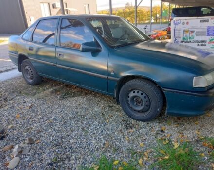 Зеленый Опель Вектра, объемом двигателя 1.6 л и пробегом 412 тыс. км за 1800 $, фото 2 на Automoto.ua