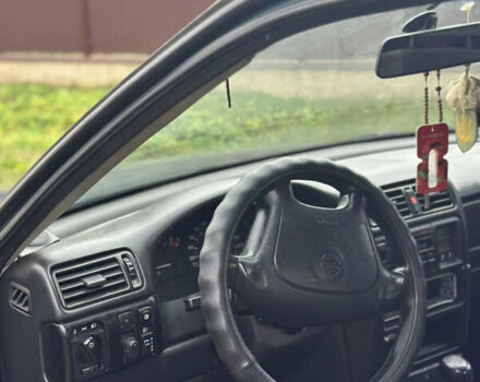 Зеленый Опель Вектра, объемом двигателя 1.8 л и пробегом 309 тыс. км за 999 $, фото 16 на Automoto.ua