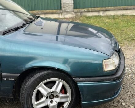 Зеленый Опель Вектра, объемом двигателя 1.8 л и пробегом 309 тыс. км за 999 $, фото 4 на Automoto.ua