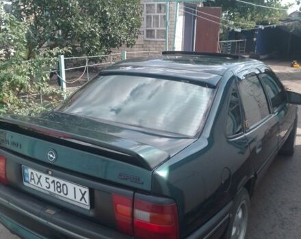 Зеленый Опель Вектра, объемом двигателя 2 л и пробегом 431 тыс. км за 2300 $, фото 3 на Automoto.ua