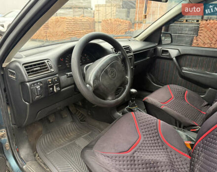 Зеленый Опель Вектра, объемом двигателя 2 л и пробегом 400 тыс. км за 1350 $, фото 9 на Automoto.ua