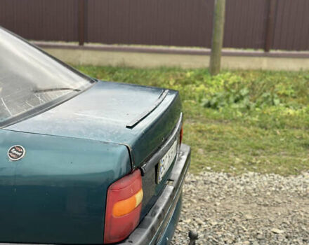 Зеленый Опель Вектра, объемом двигателя 1.8 л и пробегом 309 тыс. км за 999 $, фото 12 на Automoto.ua