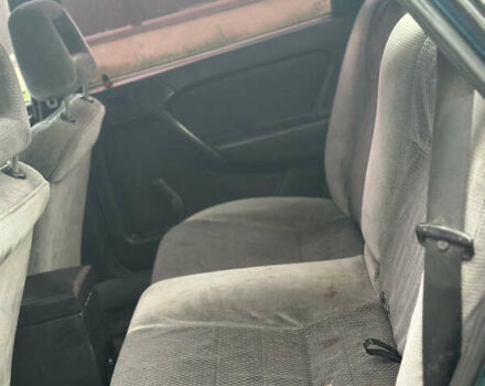 Зеленый Опель Вектра, объемом двигателя 1.8 л и пробегом 309 тыс. км за 999 $, фото 18 на Automoto.ua