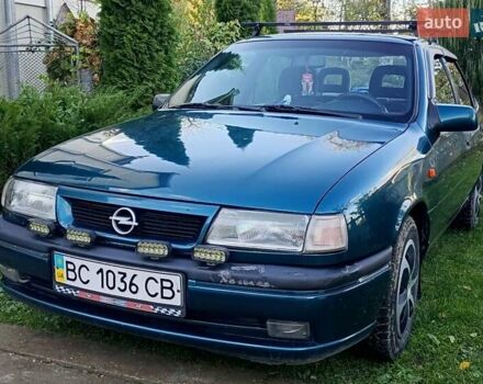 Зеленый Опель Вектра, объемом двигателя 1.8 л и пробегом 300 тыс. км за 1200 $, фото 2 на Automoto.ua