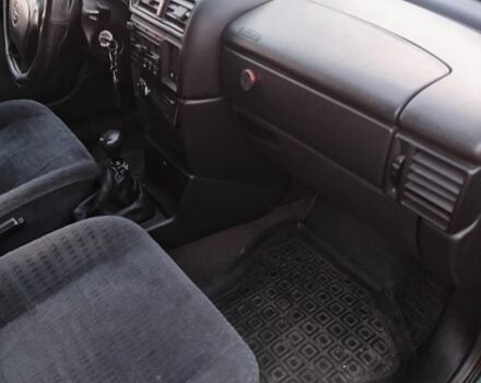 Зеленый Опель Вектра, объемом двигателя 1.8 л и пробегом 254 тыс. км за 1900 $, фото 7 на Automoto.ua