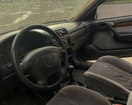 Зеленый Опель Вектра, объемом двигателя 0 л и пробегом 407 тыс. км за 1300 $, фото 5 на Automoto.ua