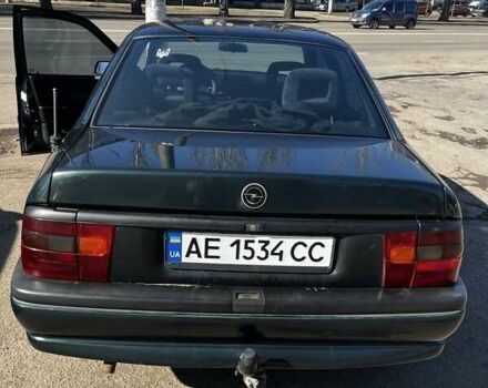 Зелений Опель Вектра, об'ємом двигуна 1.7 л та пробігом 300 тис. км за 2200 $, фото 8 на Automoto.ua