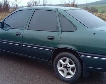 Зеленый Опель Вектра, объемом двигателя 2 л и пробегом 350 тыс. км за 1450 $, фото 2 на Automoto.ua