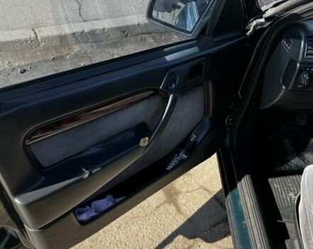 Зеленый Опель Вектра, объемом двигателя 1.7 л и пробегом 300 тыс. км за 2200 $, фото 6 на Automoto.ua