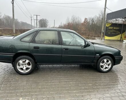 Зеленый Опель Вектра, объемом двигателя 10 л и пробегом 345 тыс. км за 2000 $, фото 2 на Automoto.ua