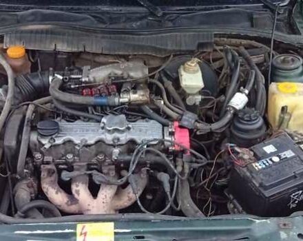 Зелений Опель Вектра, об'ємом двигуна 2 л та пробігом 350 тис. км за 1150 $, фото 6 на Automoto.ua