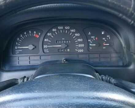 Зеленый Опель Вектра, объемом двигателя 1.8 л и пробегом 300 тыс. км за 1200 $, фото 8 на Automoto.ua