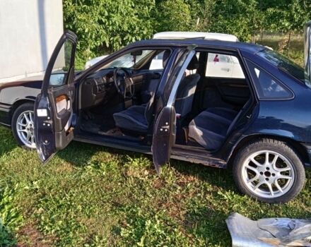 Зелений Опель Вектра, об'ємом двигуна 1.7 л та пробігом 300 тис. км за 68000 $, фото 3 на Automoto.ua