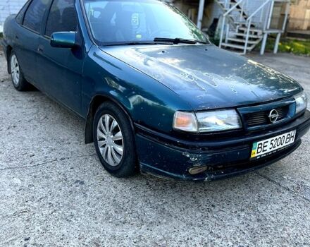 Зелений Опель Вектра, об'ємом двигуна 2 л та пробігом 253 тис. км за 1350 $, фото 1 на Automoto.ua
