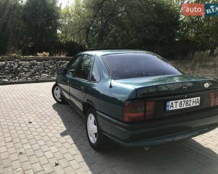 Зеленый Опель Вектра, объемом двигателя 2 л и пробегом 316 тыс. км за 1400 $, фото 4 на Automoto.ua