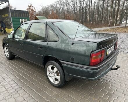Зеленый Опель Вектра, объемом двигателя 10 л и пробегом 345 тыс. км за 2000 $, фото 4 на Automoto.ua