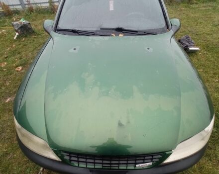 Зеленый Опель Вектра, объемом двигателя 1.8 л и пробегом 398 тыс. км за 1100 $, фото 11 на Automoto.ua