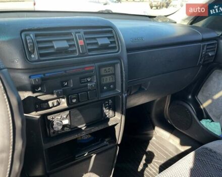 Зелений Опель Вектра, об'ємом двигуна 1.7 л та пробігом 300 тис. км за 2200 $, фото 13 на Automoto.ua