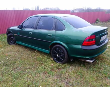 Зеленый Опель Вектра, объемом двигателя 1.8 л и пробегом 398 тыс. км за 1100 $, фото 5 на Automoto.ua