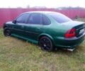 Зеленый Опель Вектра, объемом двигателя 1.8 л и пробегом 398 тыс. км за 1100 $, фото 5 на Automoto.ua