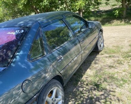 Зеленый Опель Вектра, объемом двигателя 1.8 л и пробегом 480 тыс. км за 999 $, фото 5 на Automoto.ua