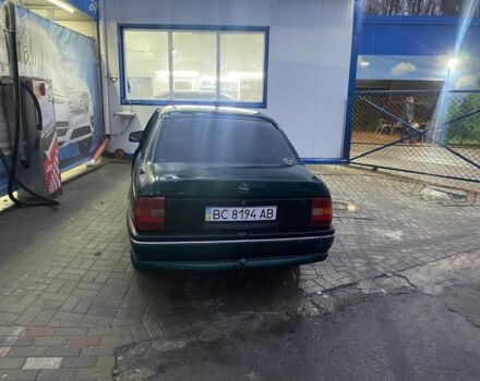 Зелений Опель Вектра, об'ємом двигуна 0 л та пробігом 1000 тис. км за 450 $, фото 3 на Automoto.ua